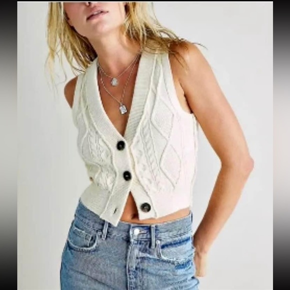 Free People Tops - New Free People Denson Cable Cropped Sweater Vest Ivory Large